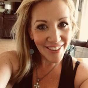 Meet your Posher, Christine